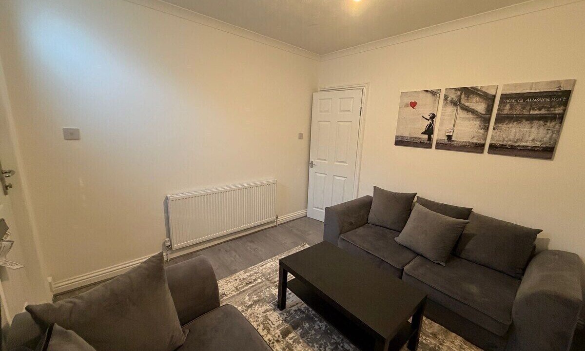 Photo of Bedroom in Luton