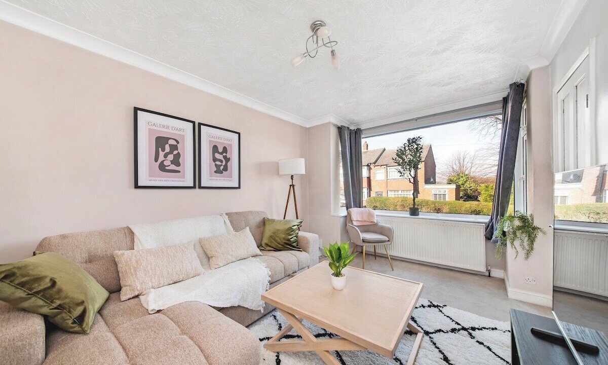 Photo of Livingroom in Leeds