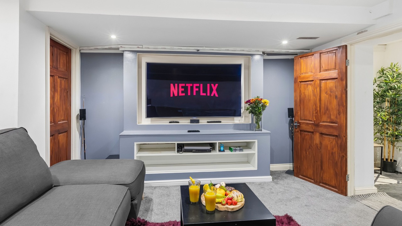 Photo of Livingroom in Bury
