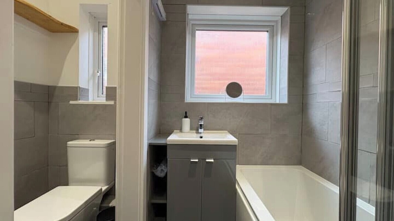 Photo of Bathroom in Lincoln