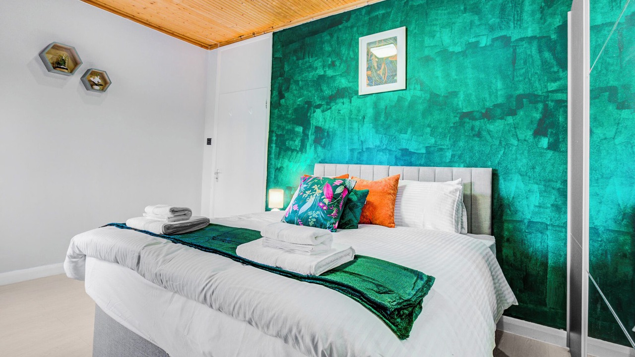 Photo of Bedroom in Petts Wood and Knoll