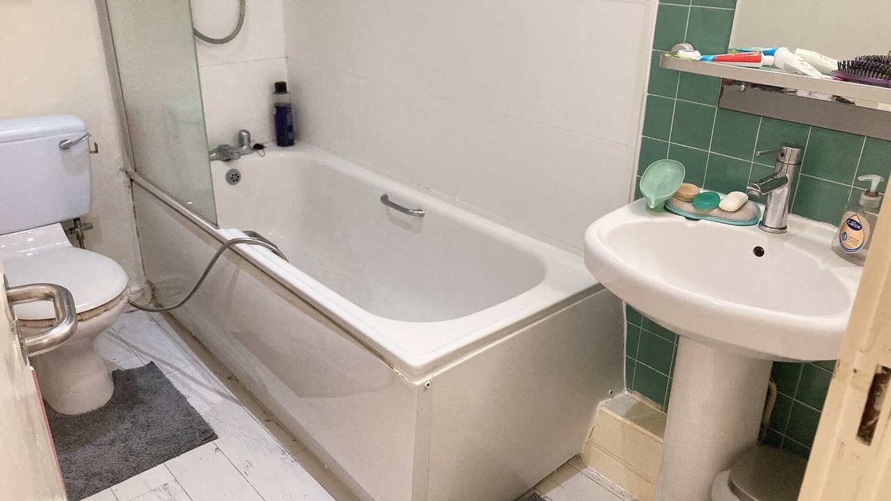 Photo of Bathroom in Chinatown