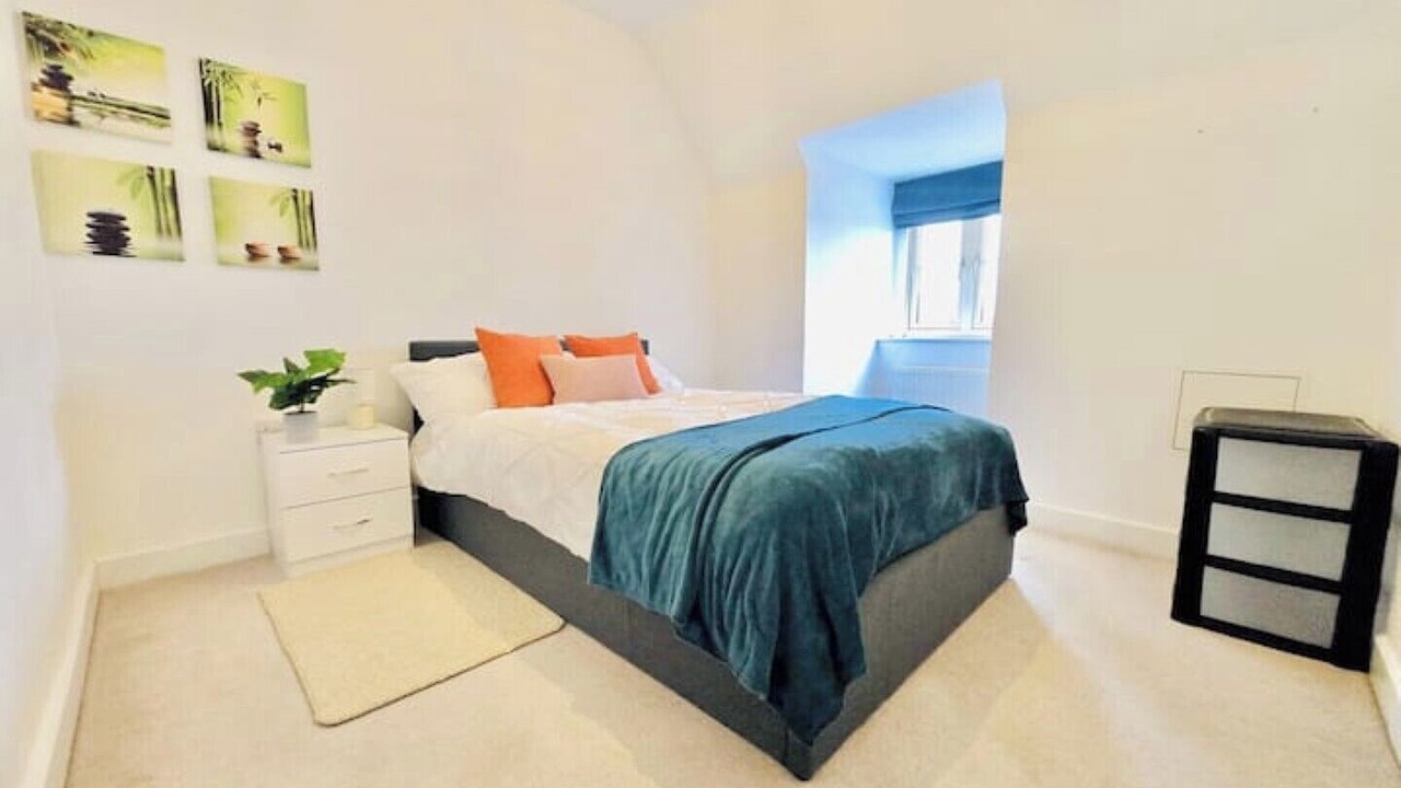 Photo of Bedroom in Bicester