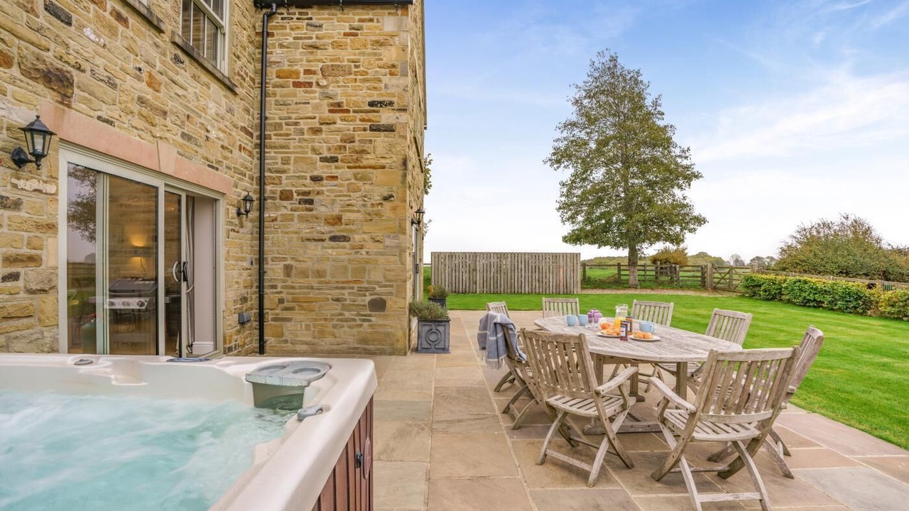 Photo of Outdoor in Tunstall
