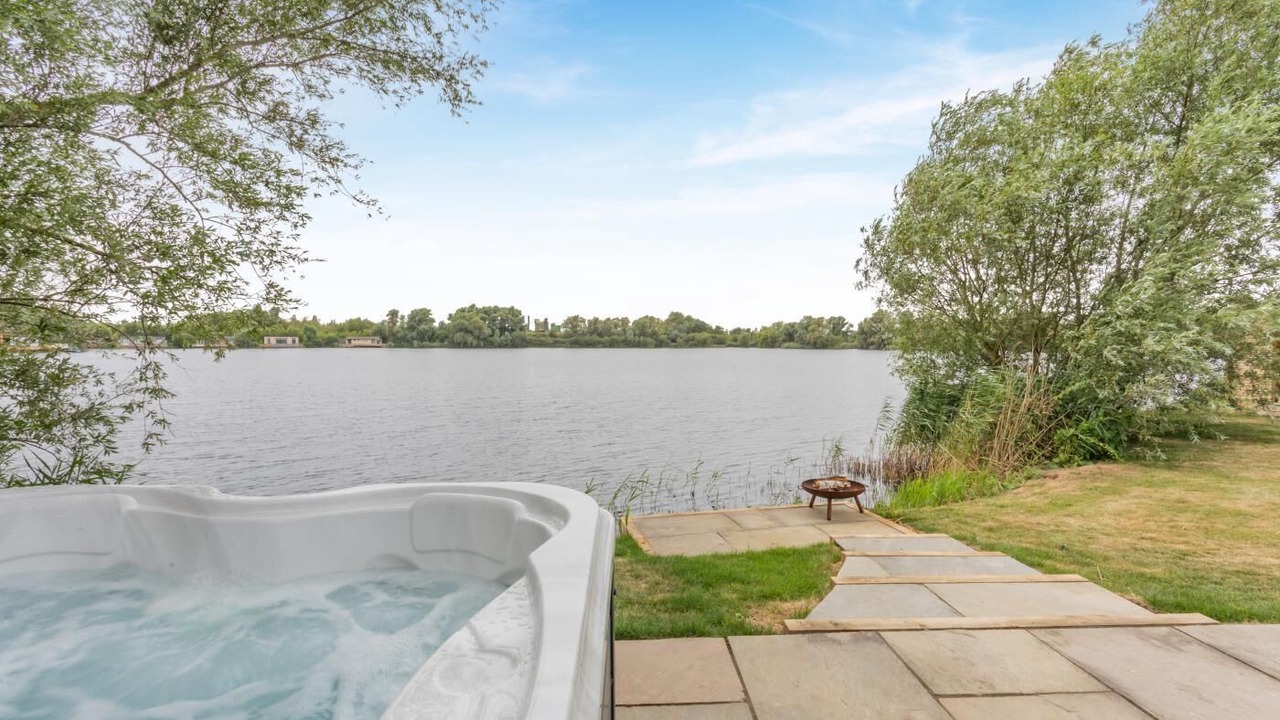 Photo of Outdoor in Frognall