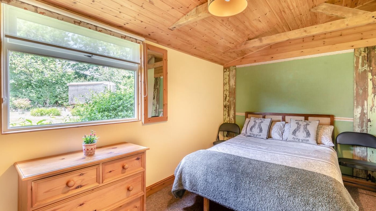Photo of Bedroom in Louth