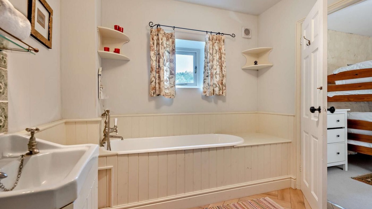 Photo of Bathroom in Hunstanton