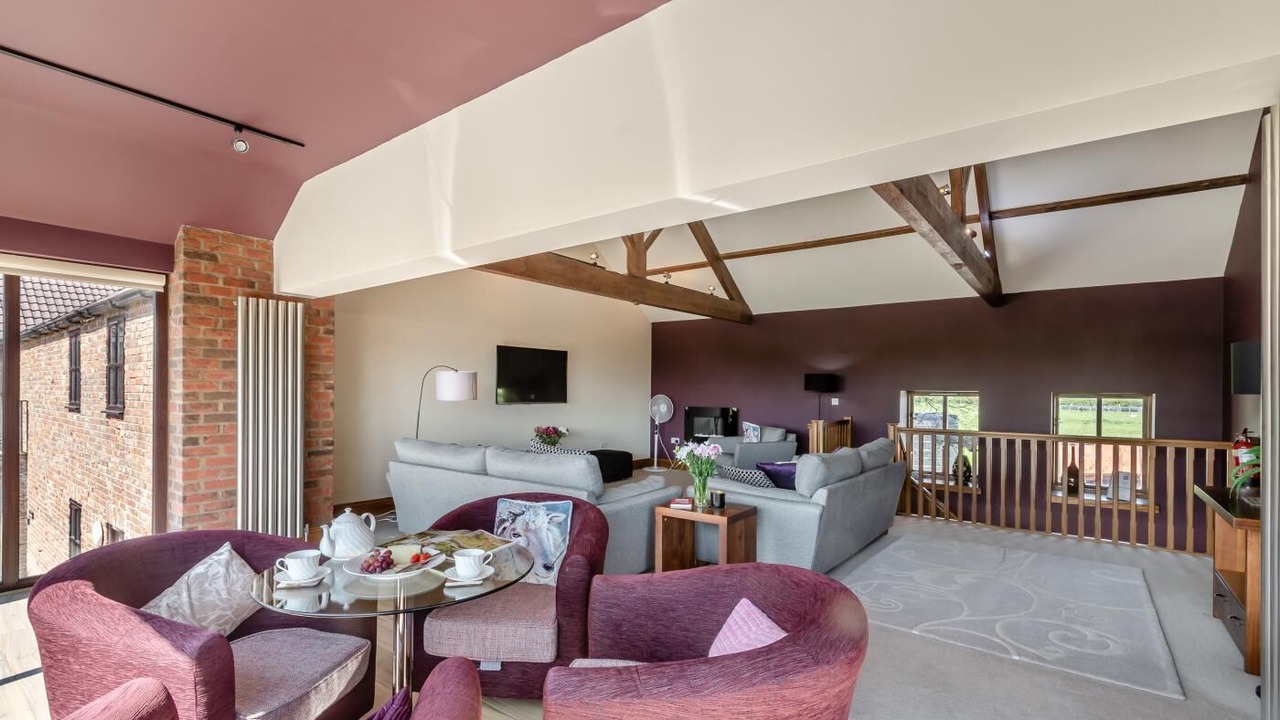 Photo of Livingroom in Thwing