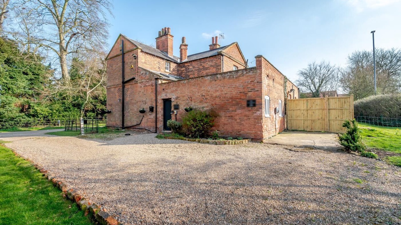Photo of Outdoor in Southwell