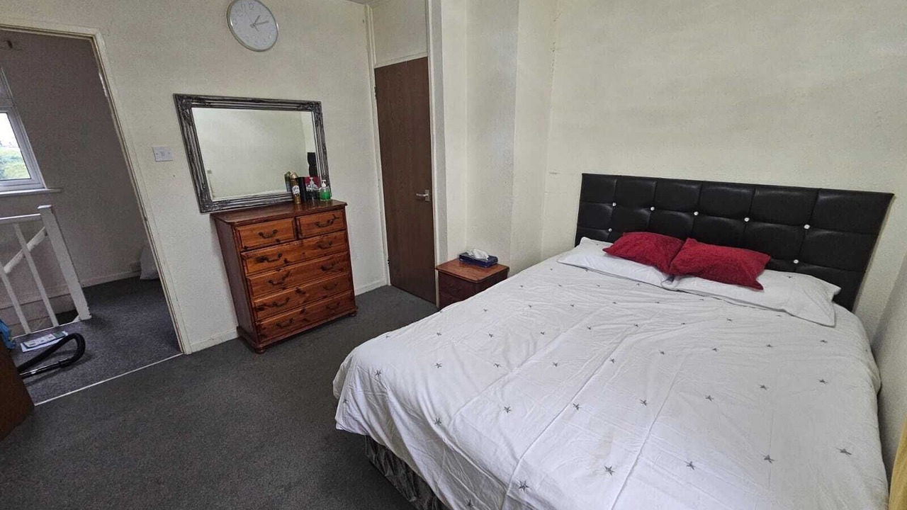 Photo of Bedroom in Farcet