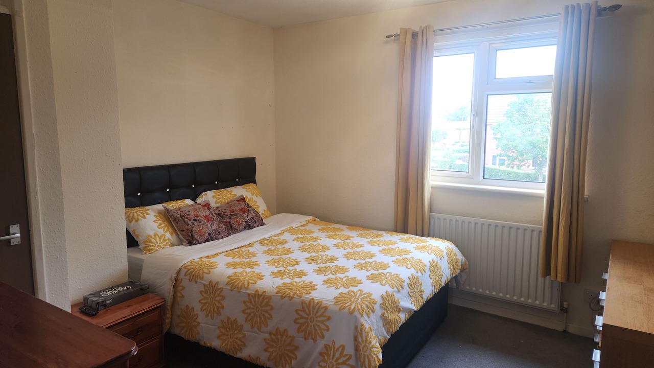 Photo of Bedroom in Farcet