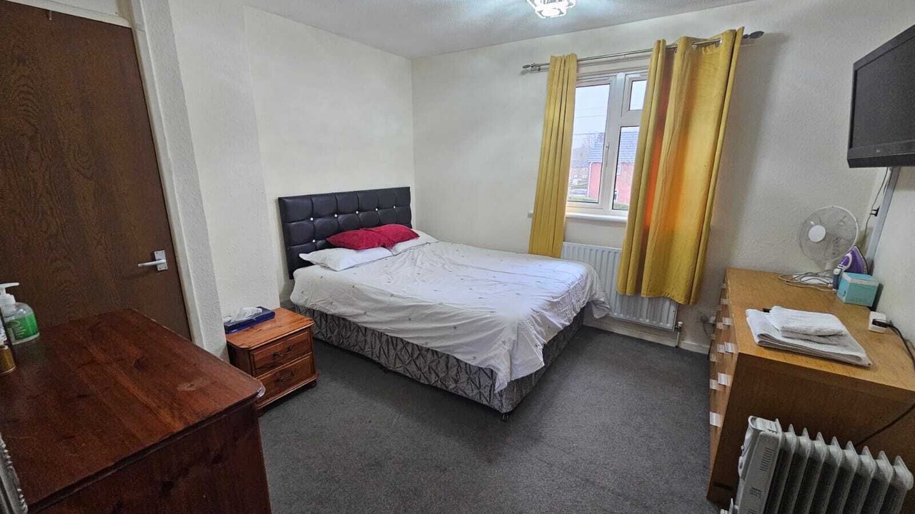 Photo of Bedroom in Farcet