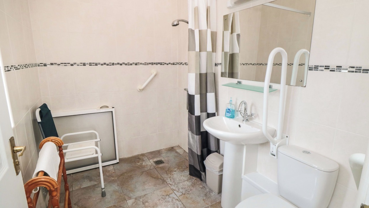 Photo of Bathroom in Saltburn-by-the-Sea
