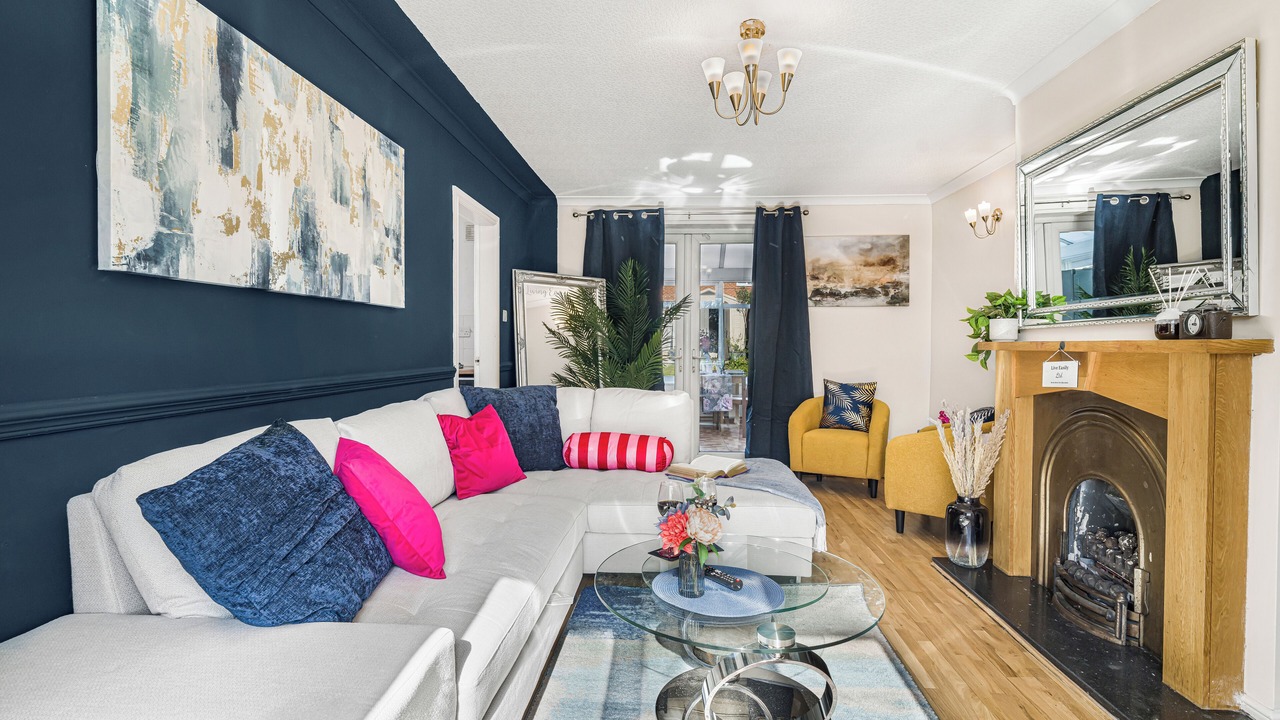 Photo of Livingroom in Birch