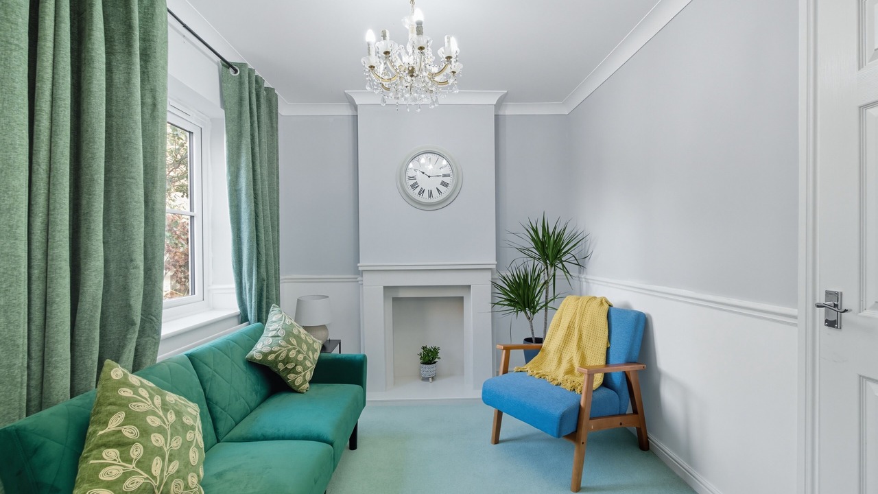 Photo of Livingroom in Chadwell