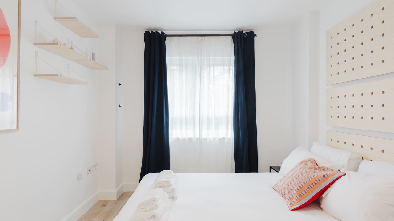 Photo of Bedroom in Hackney Central