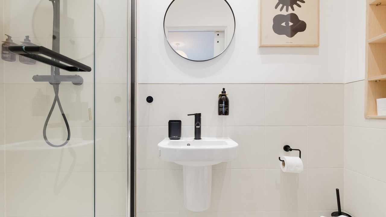 Photo of Bathroom in Hackney Central