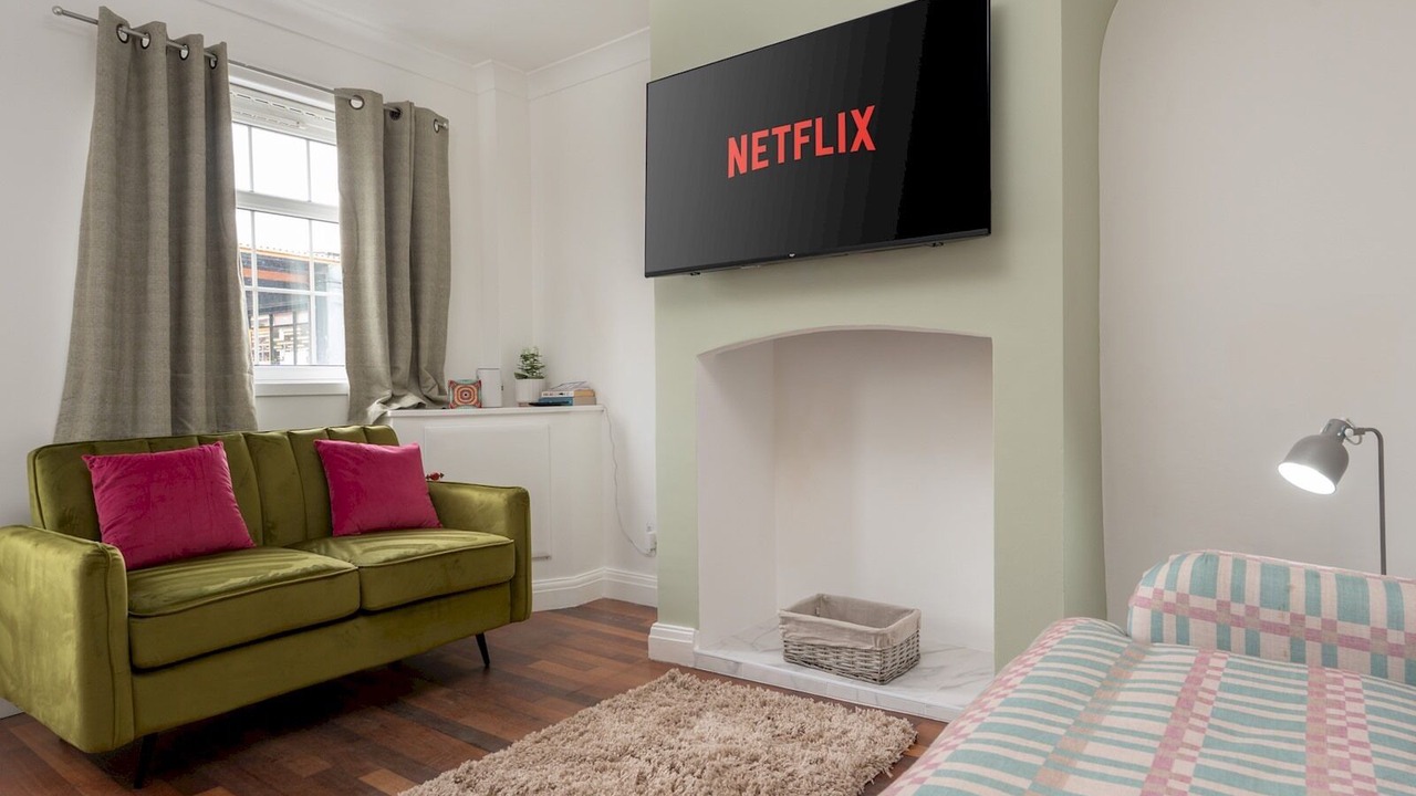 Photo of Livingroom in Knotty Ash