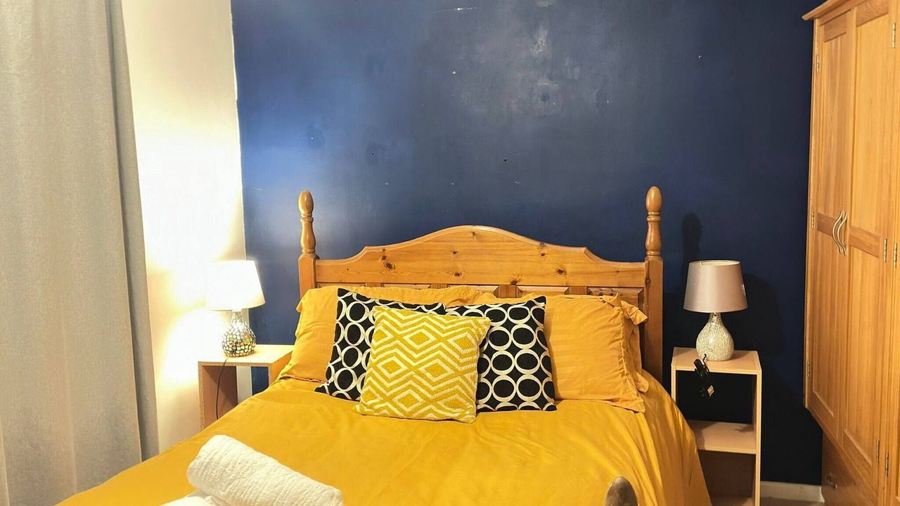 Photo of Bedroom in Headington