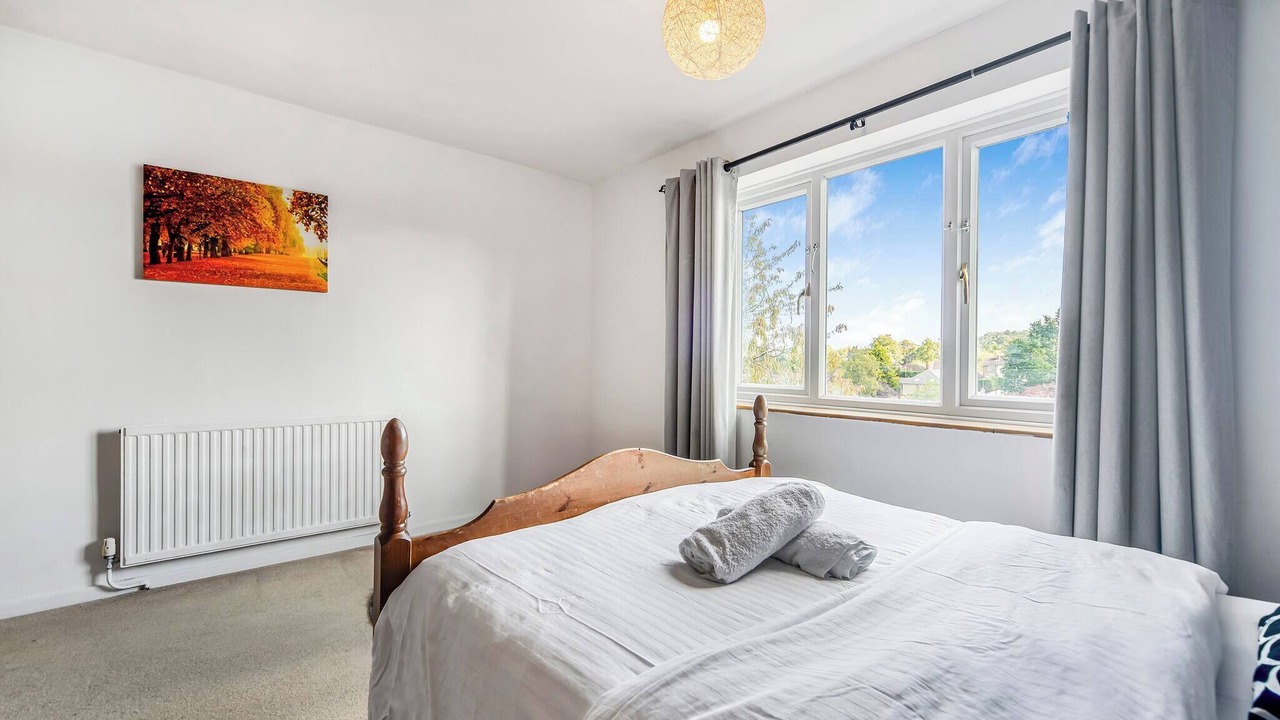 Photo of Bedroom in Headington