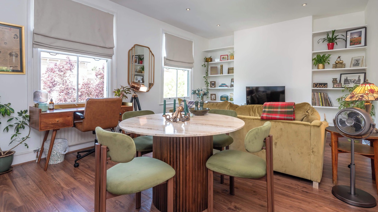 Photo of Livingroom in Brockley
