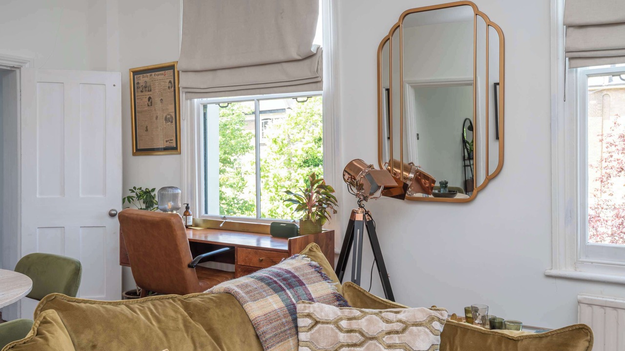 Photo of Livingroom in Brockley