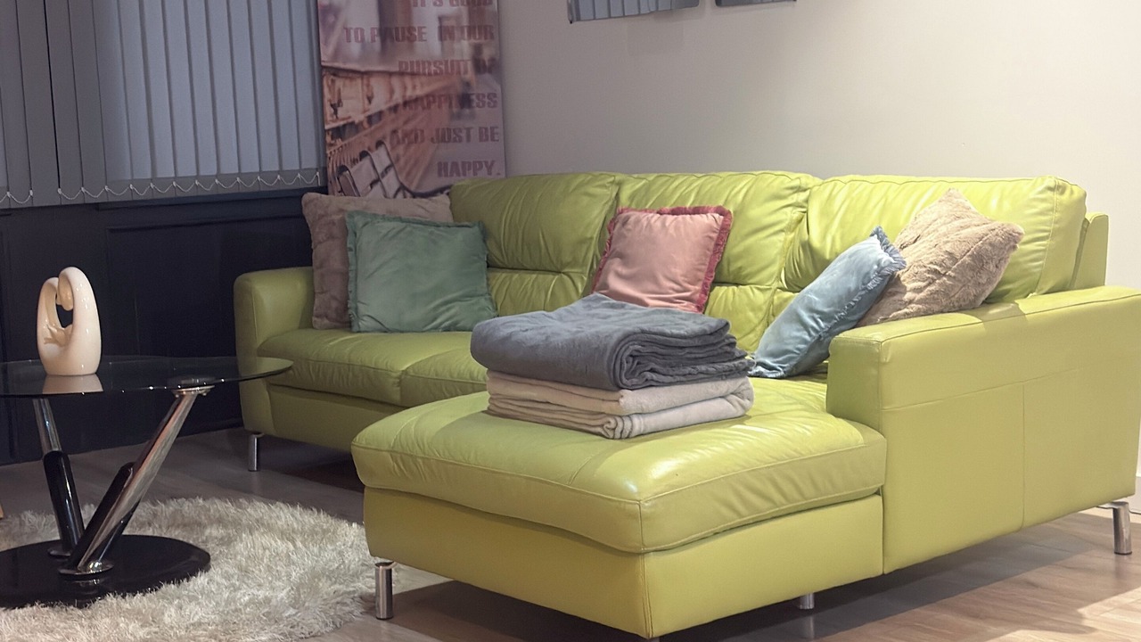 Photo of Livingroom in Bradford