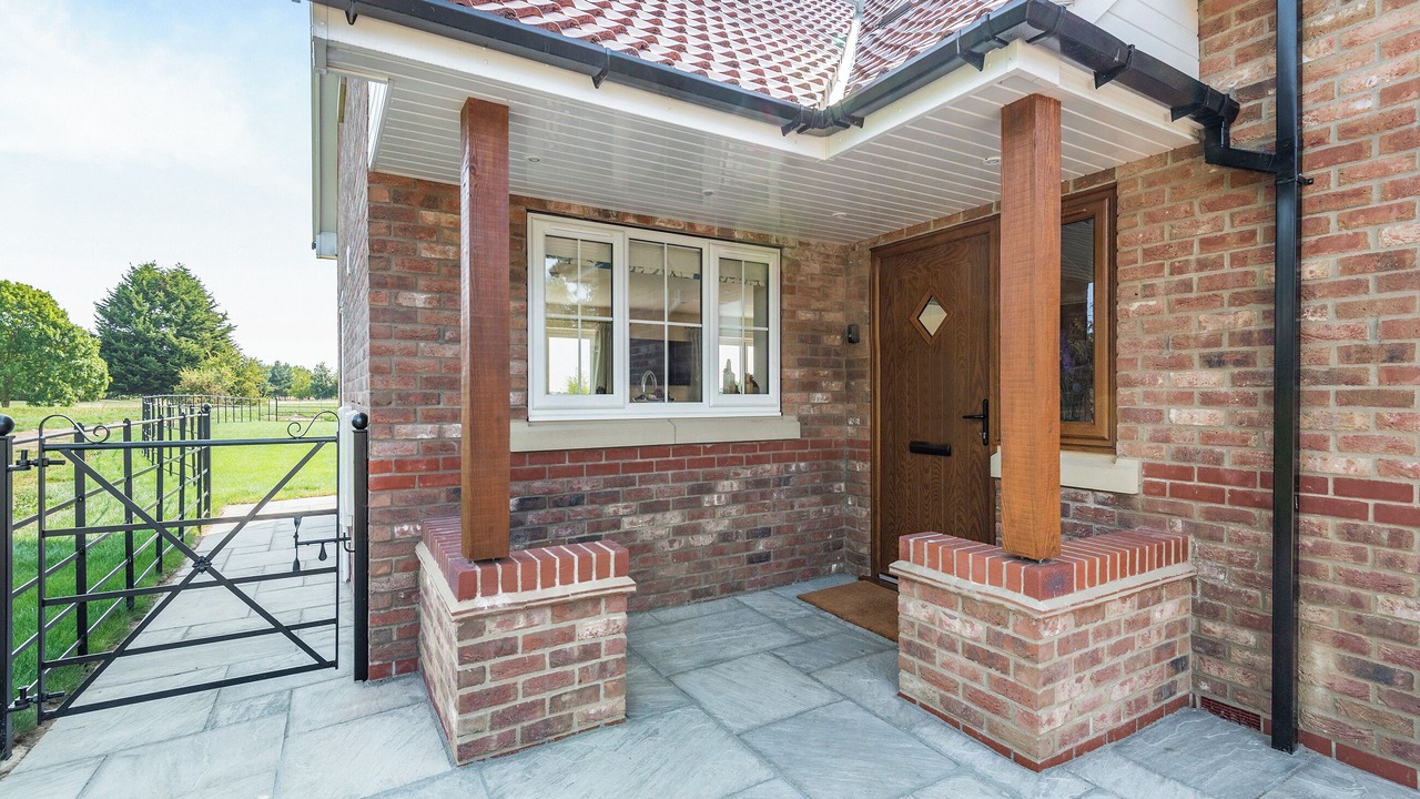 Photo of Outdoor in Frampton