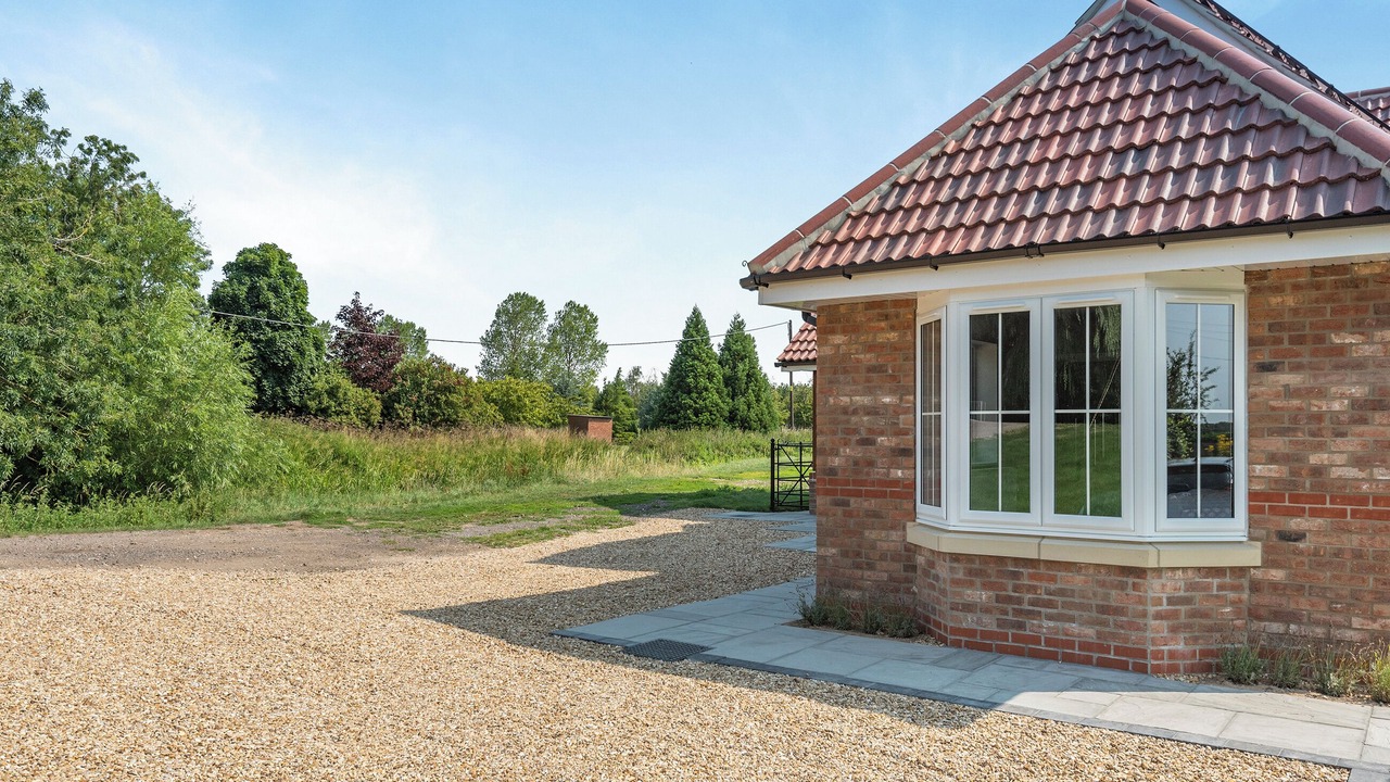 Photo of Outdoor in Frampton