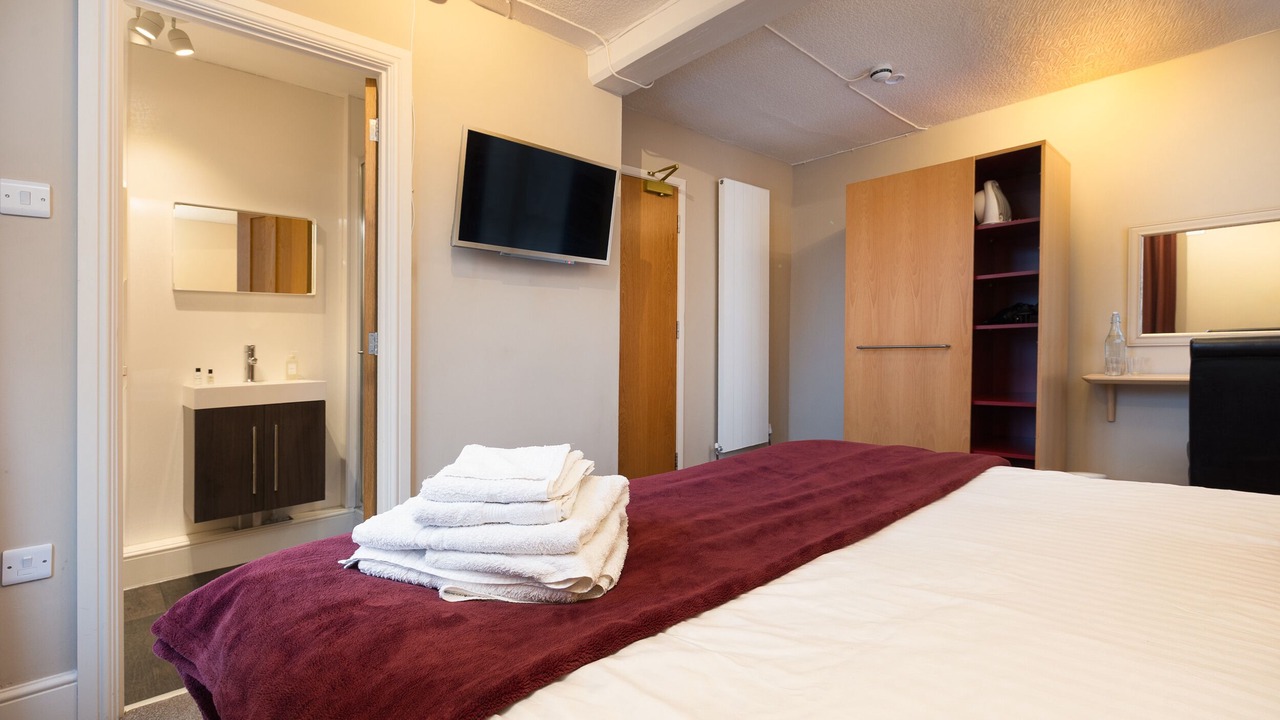 Photo of Bedroom in Castle Donington