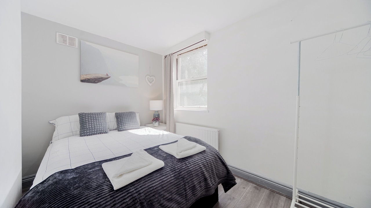 Photo of Bedroom in Hammersmith and Fulham