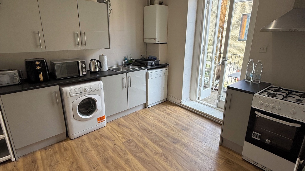 Photo of Kitchen in Stoke Newington