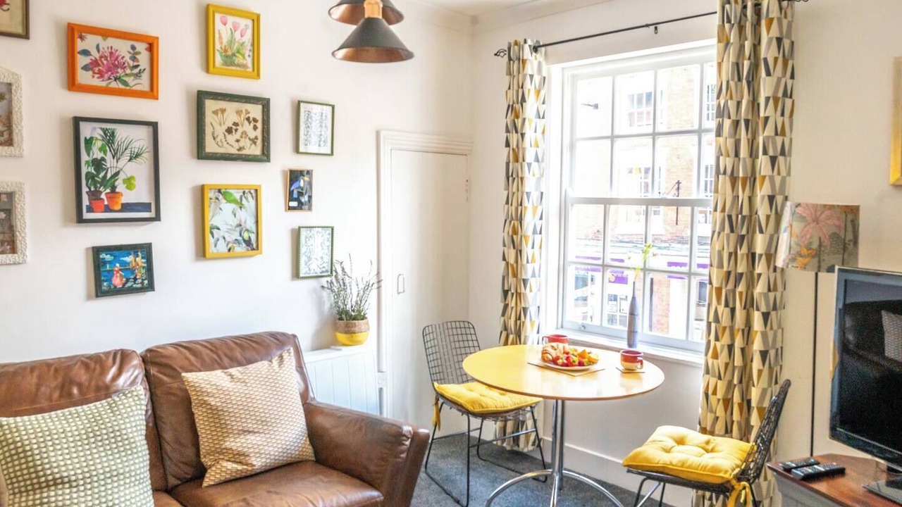 Photo of Livingroom in Coleshill