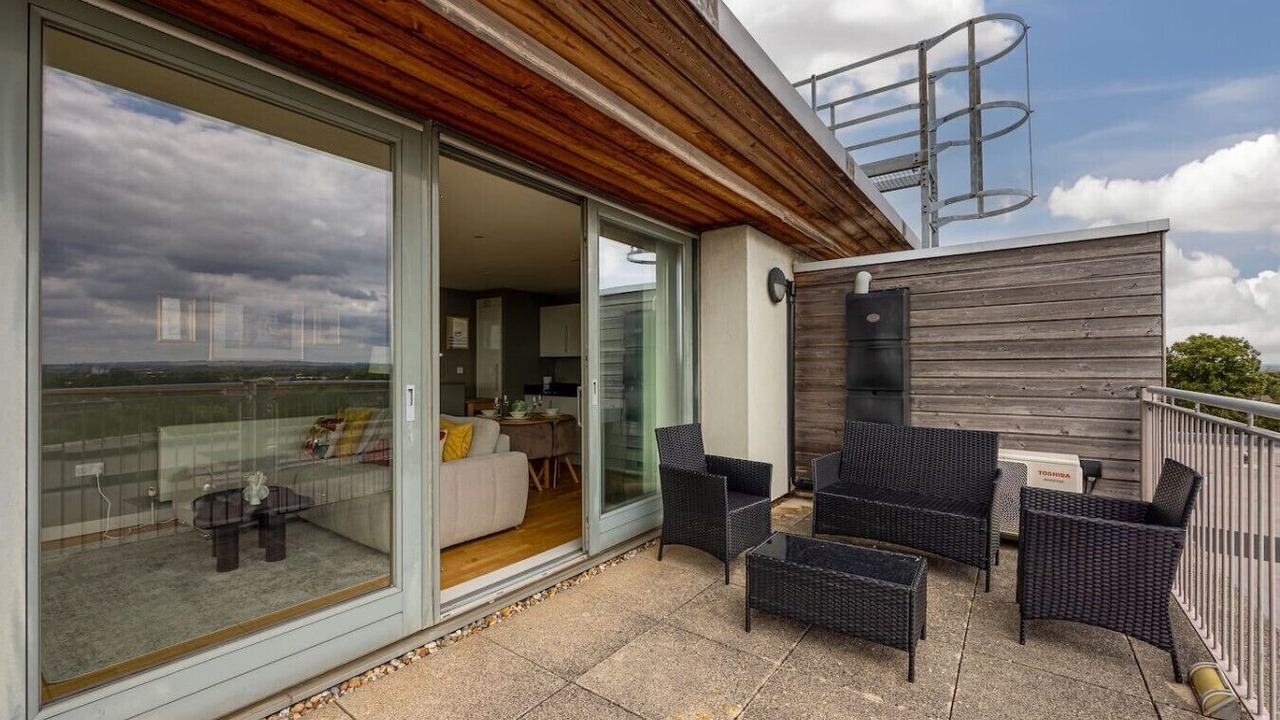 Photo of Patio Balcony in Bedford