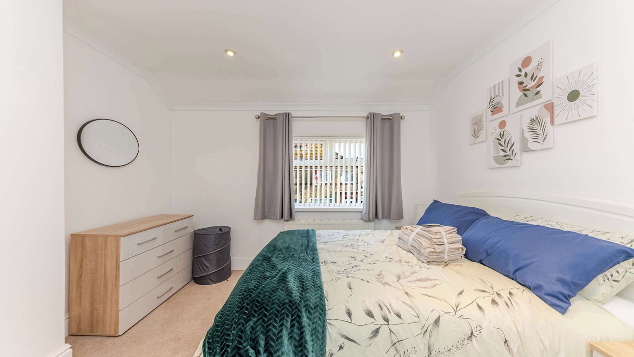 Photo of Bedroom in Little Coates