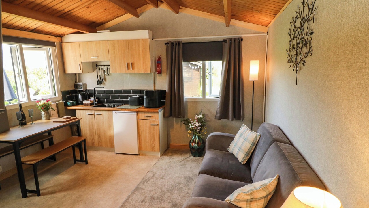 Photo of Livingroom in Holton Le Clay