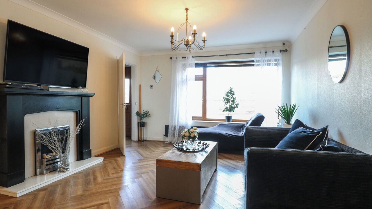 Photo of Livingroom in Skellow