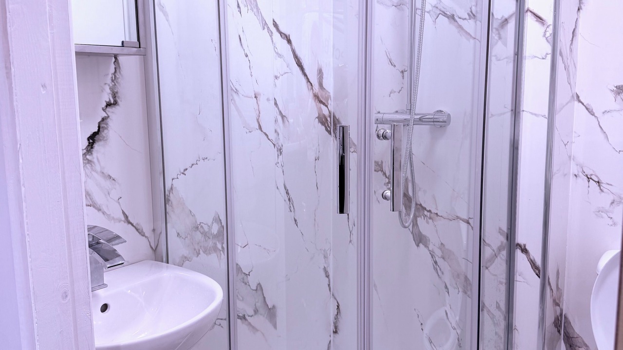 Photo of Bathroom in Idle
