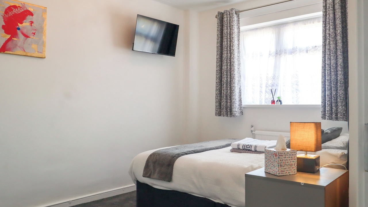 Photo of Bedroom in Custom House