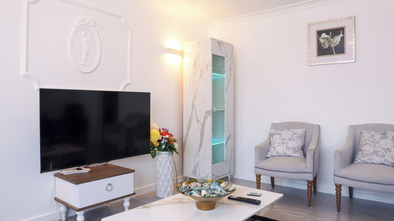 Photo of Livingroom in Custom House