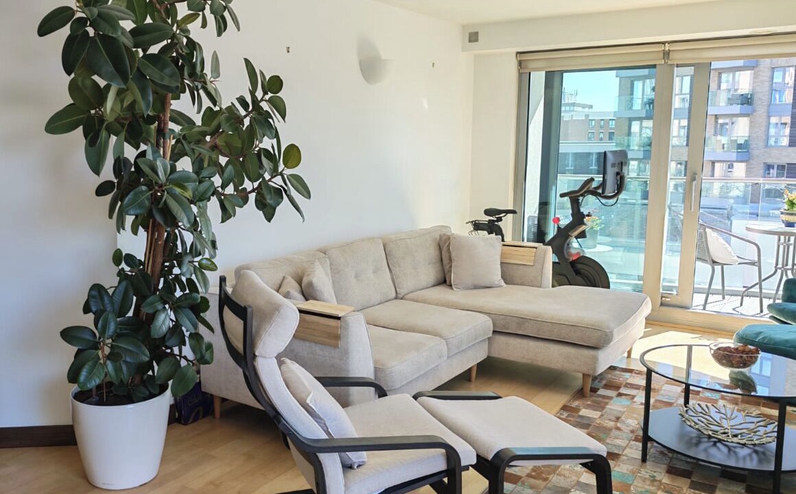 Photo of Livingroom in St. Mary's Park