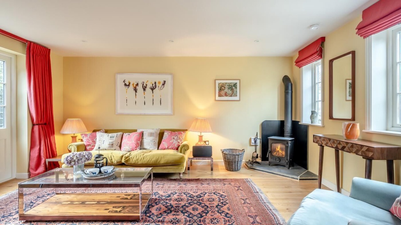 Photo of Livingroom in Chelmondiston