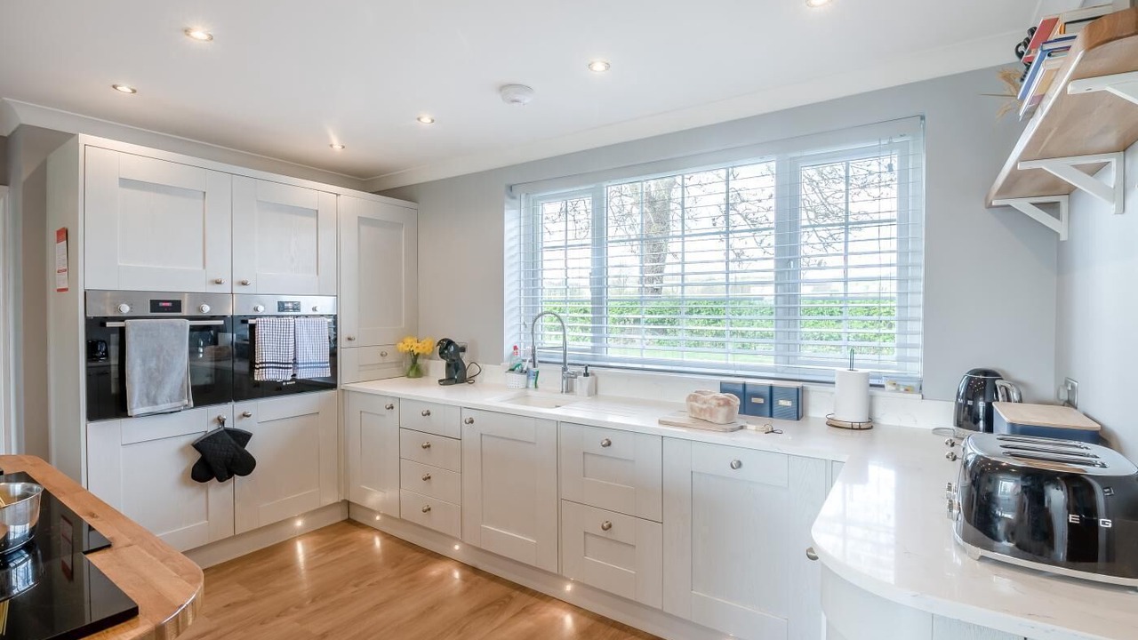 Photo of Kitchen in West Heslerton