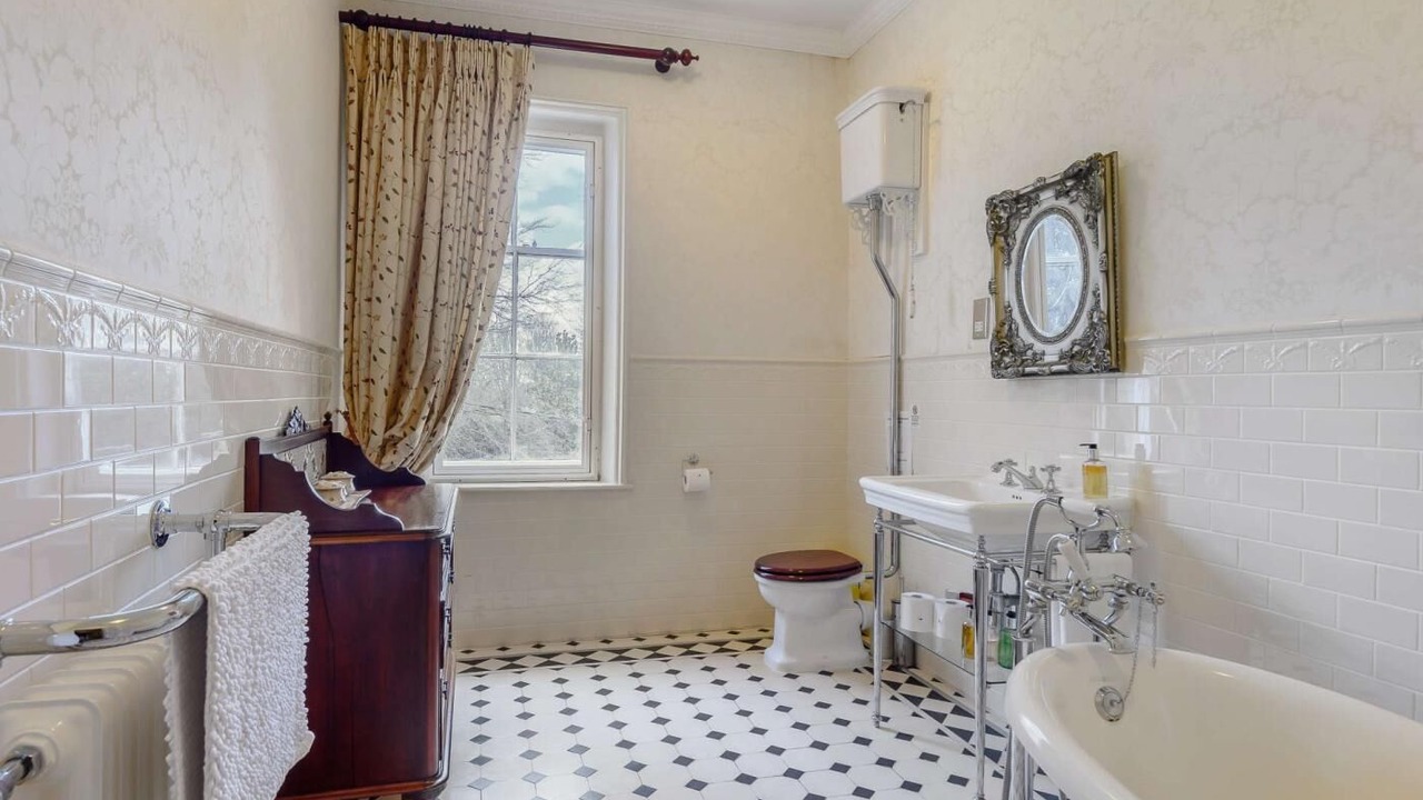 Photo of Bathroom in Wainfleet All Saints