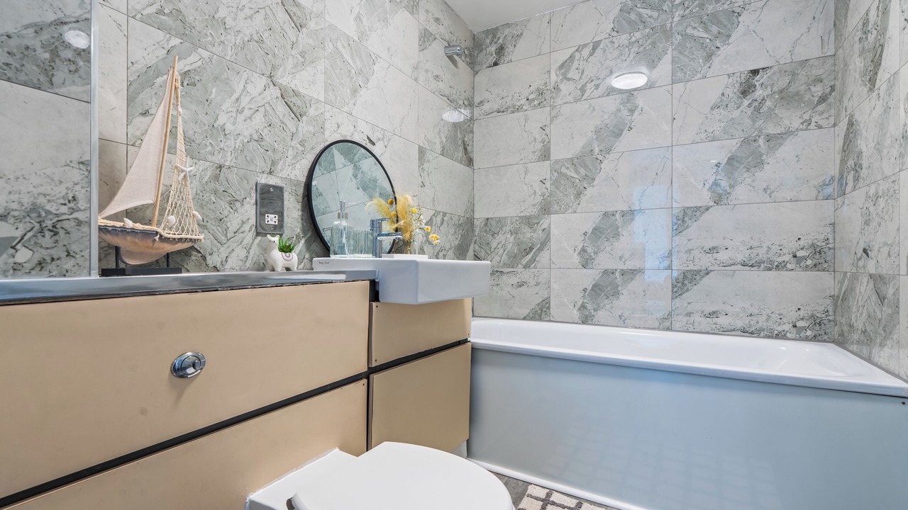 Photo of Bathroom in Nottingham City Centre