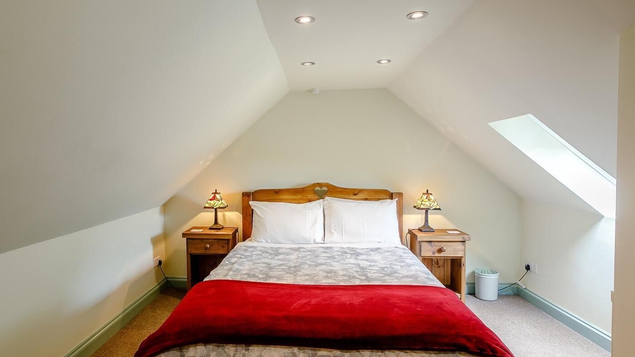 Photo of Bedroom in Holestone Moor