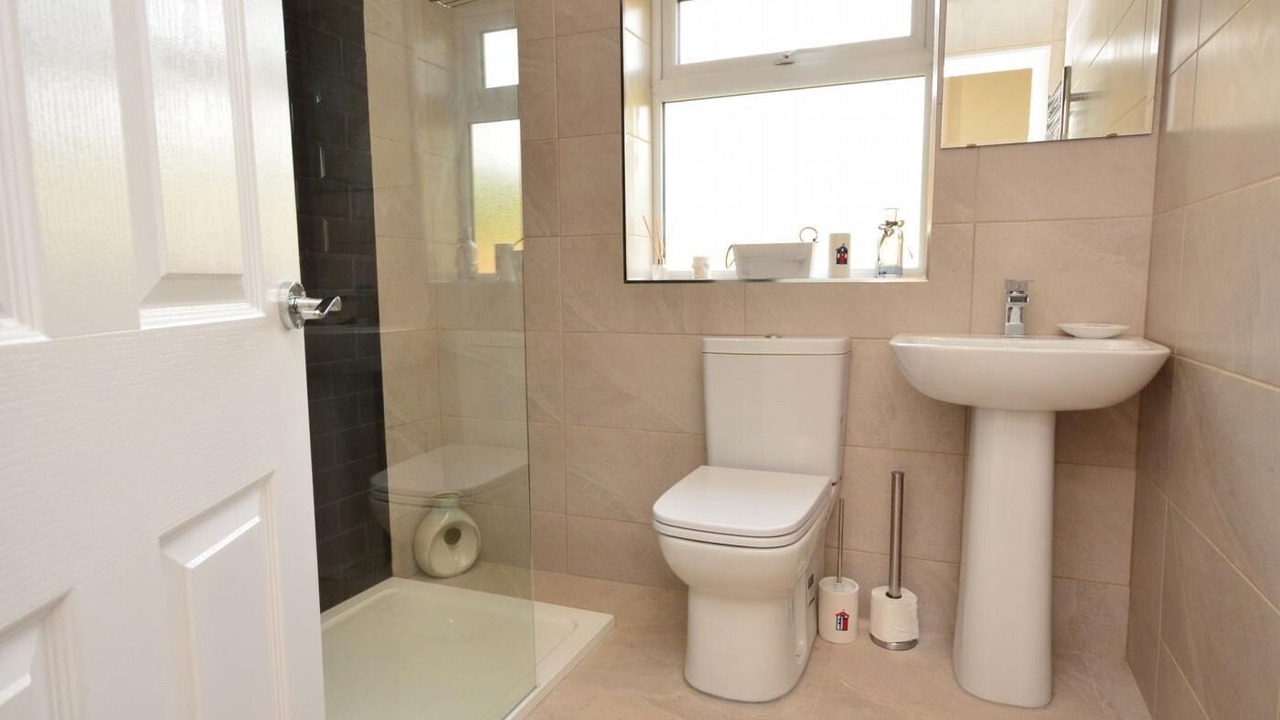 Photo of Bedroom in Anderby Creek