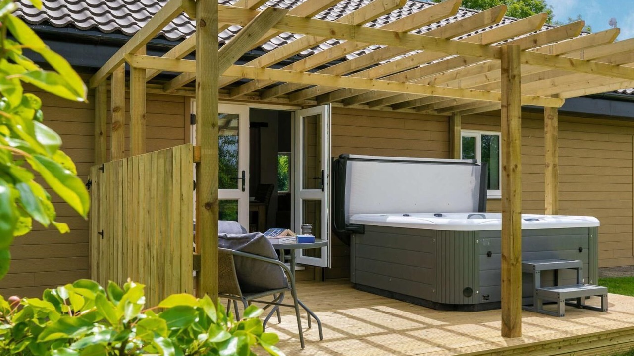 Photo of Patio Balcony in Low Catton