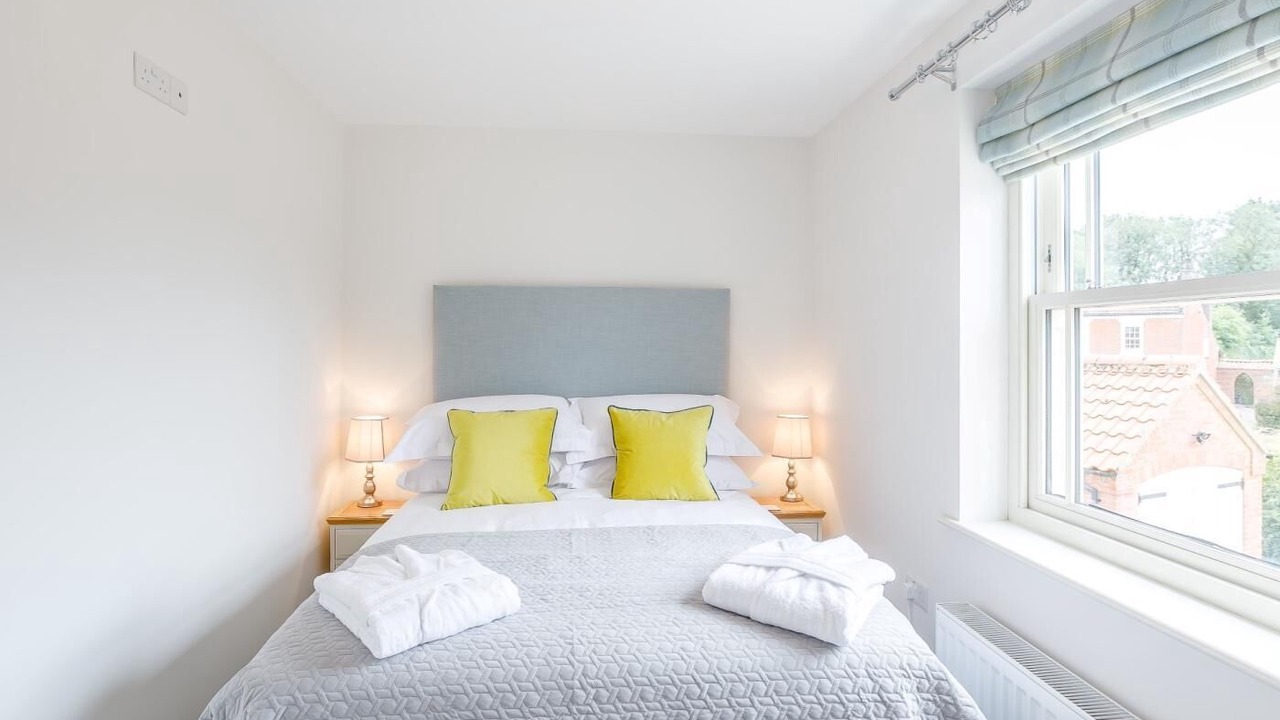 Photo of Bedroom in Tealby