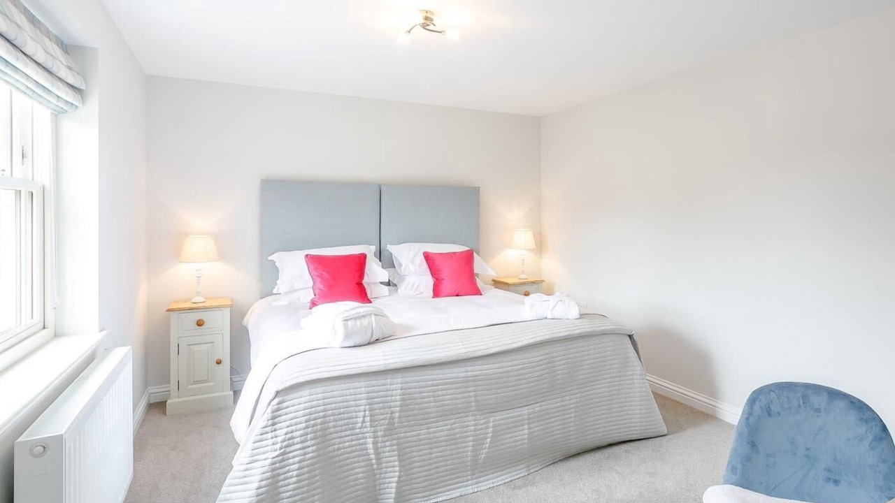 Photo of Bedroom in Tealby